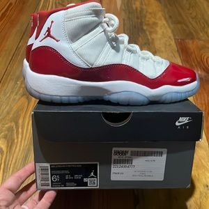 AJ Air Jordan 11 GS Cherry